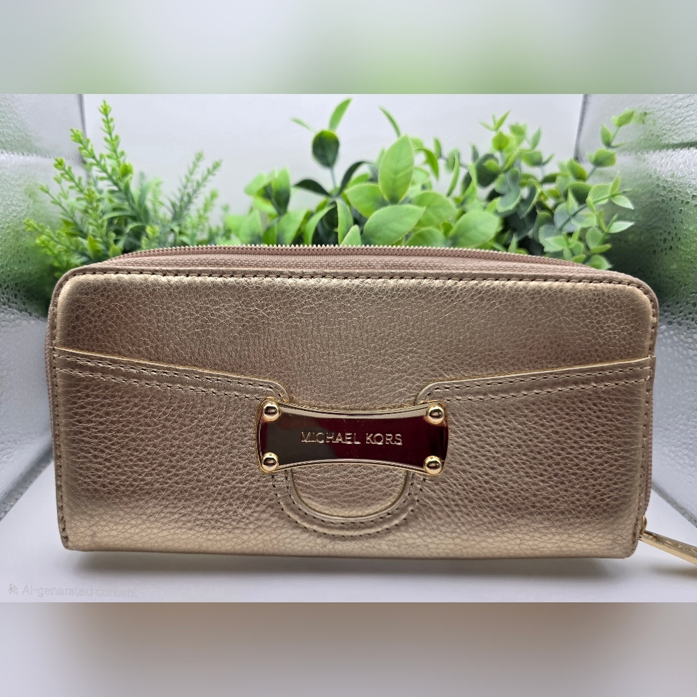 Michael Kors Gold Saratoga Zip-Around Women's Wallet